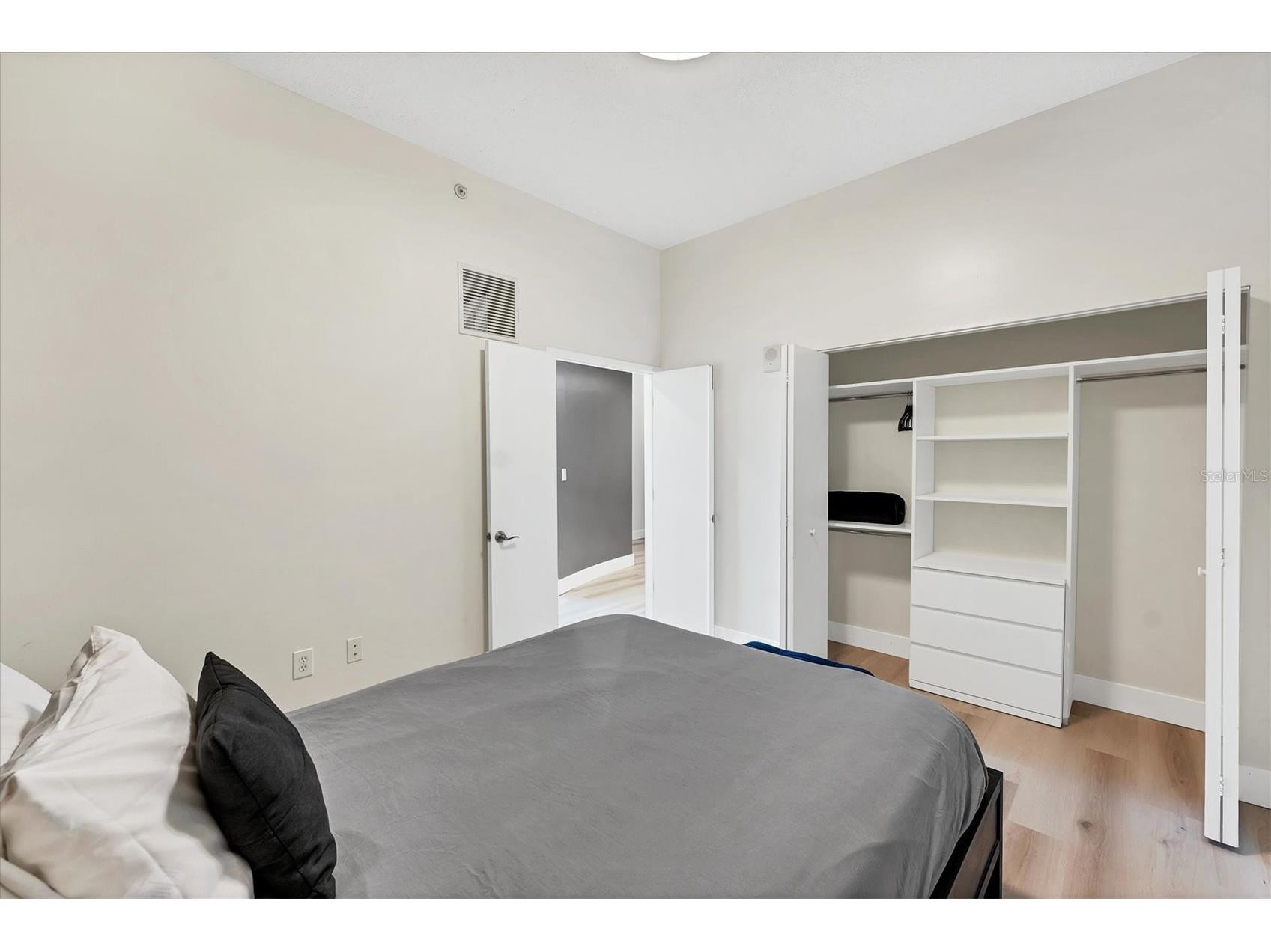 525 E Jackson Street #302 Orlando FL 32801 O6392588 image32