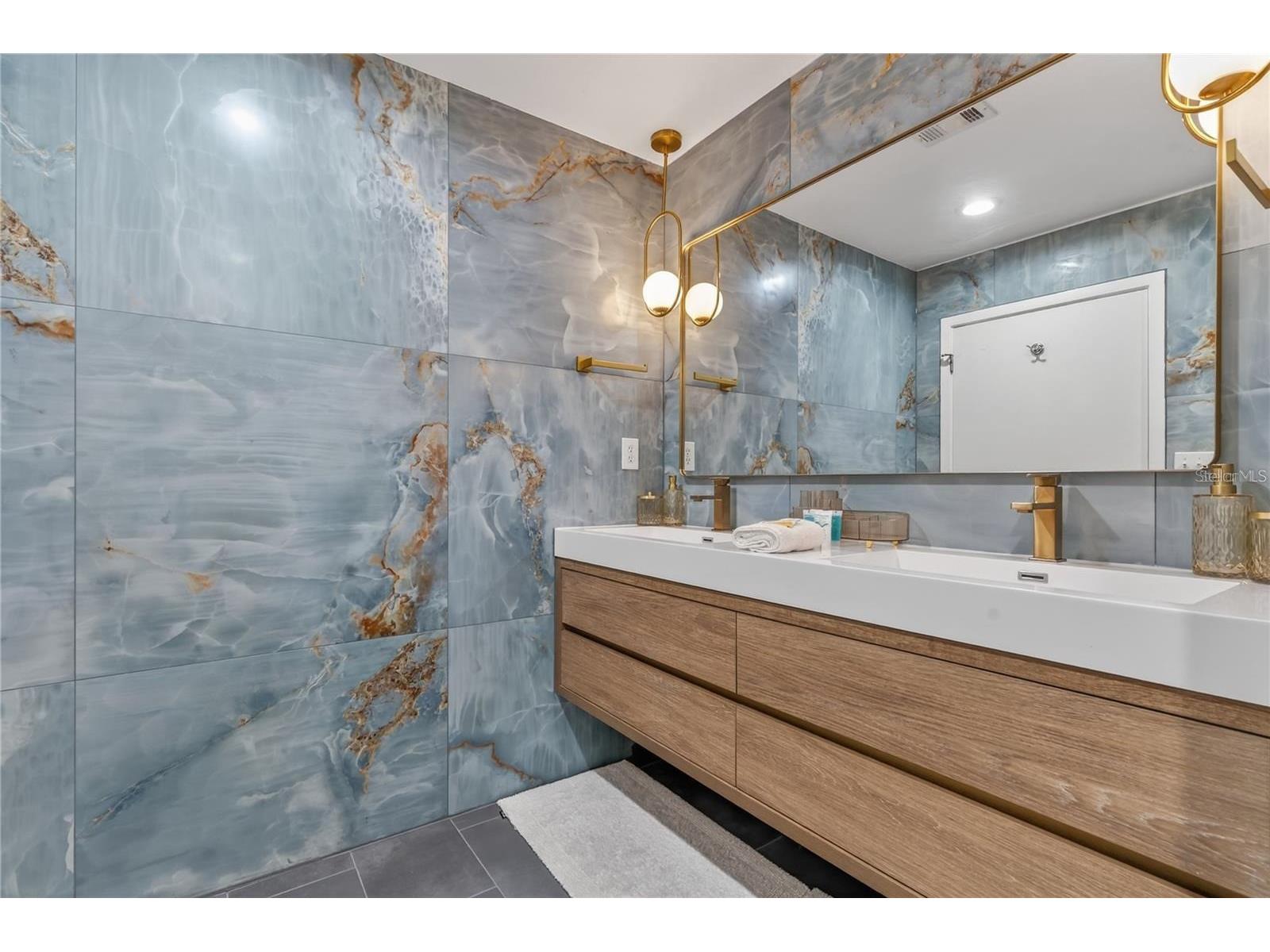 525 E Jackson Street #403 Orlando FL 32801 O6413162 image34