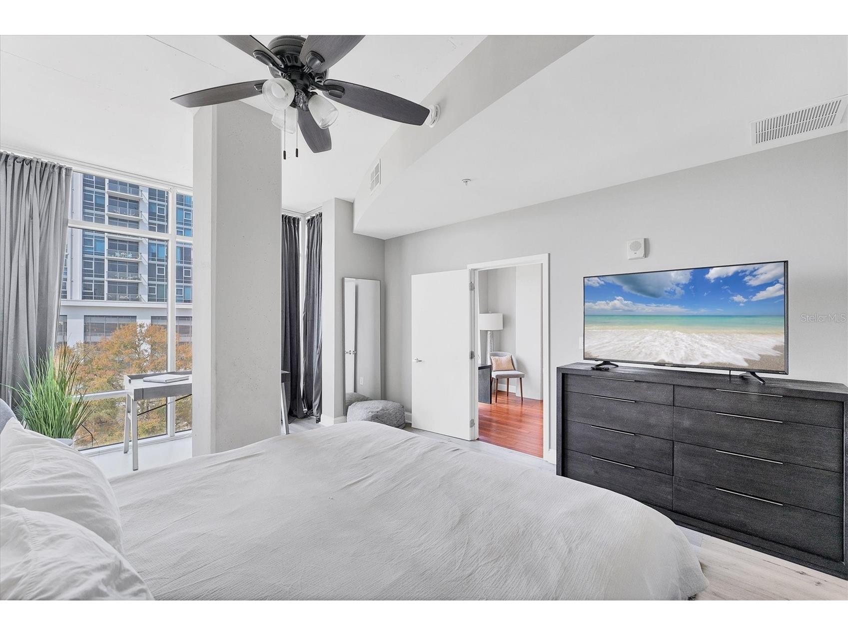 525 E Jackson Street #609 Orlando FL 32801 O6401832 image21