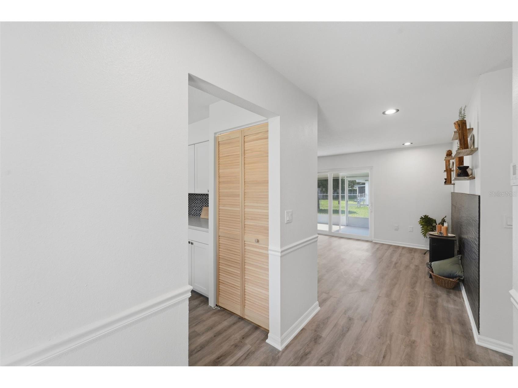 525 E Roberts Street Orange City FL 32763 V4949653 image10