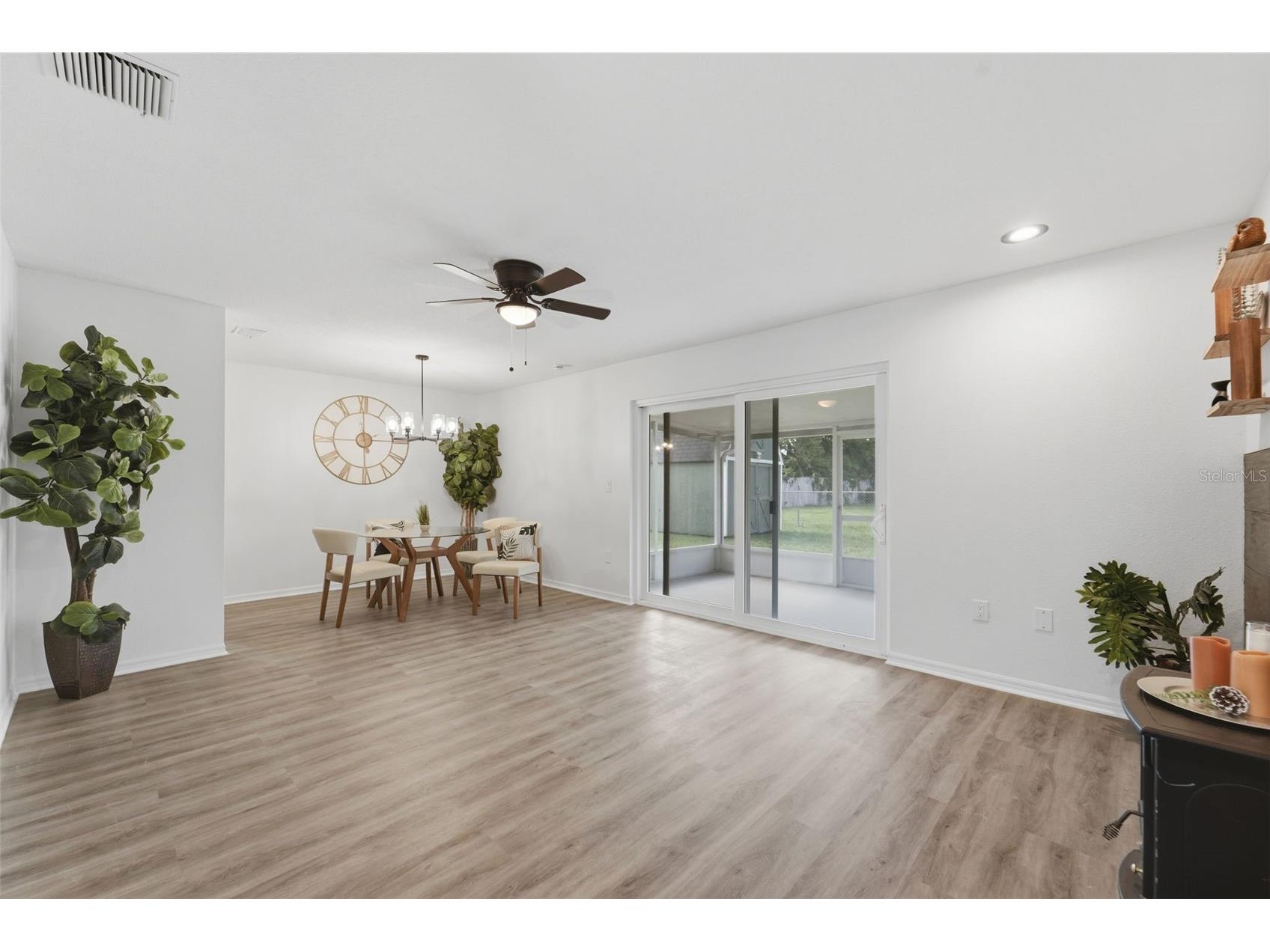 525 E Roberts Street Orange City FL 32763 V4949653 image3