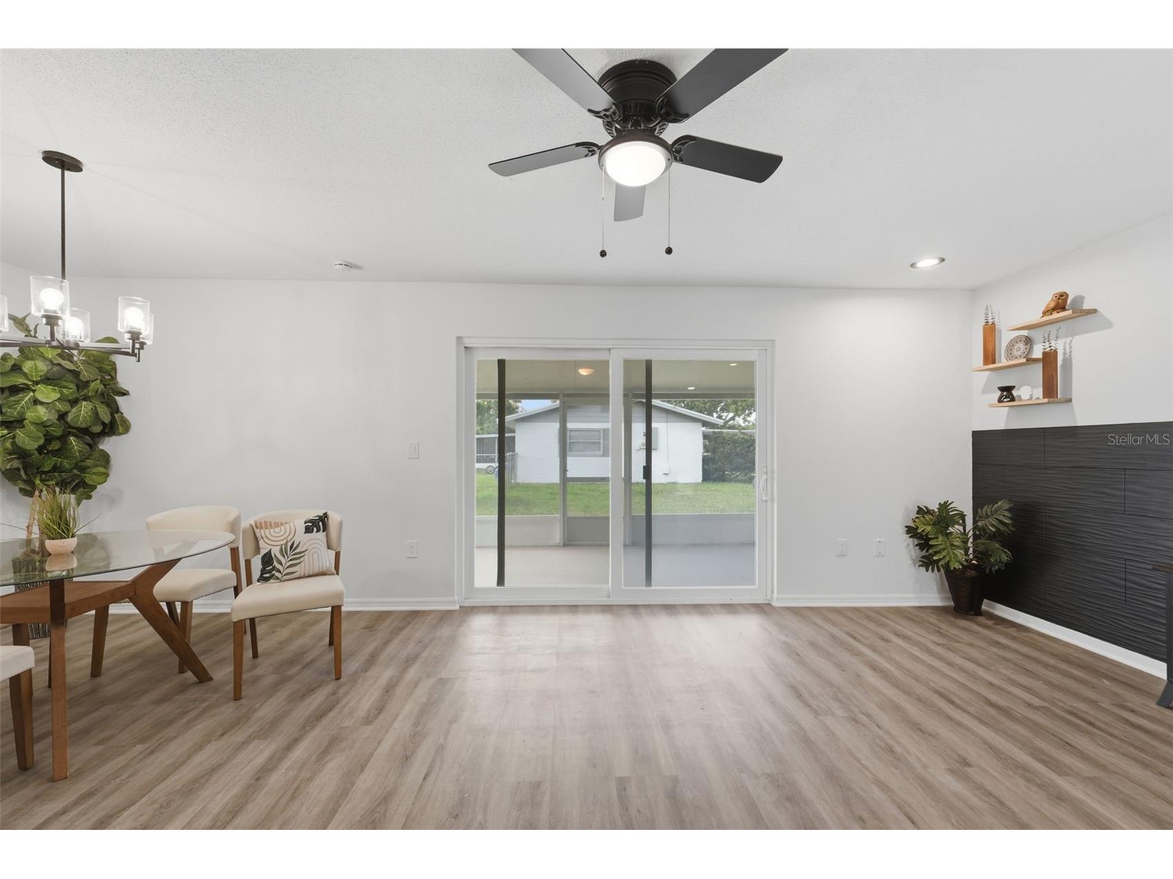 525 E Roberts Street Orange City FL 32763 V4949653 image4