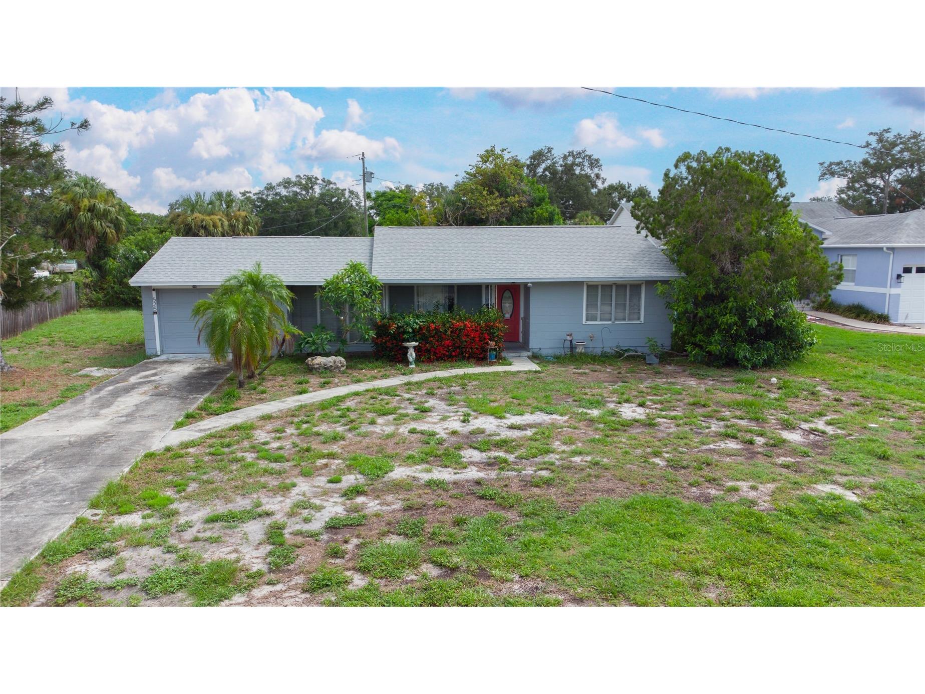 525 Hampton Avenue NE Saint Petersburg FL 33703 TB8525645 image1