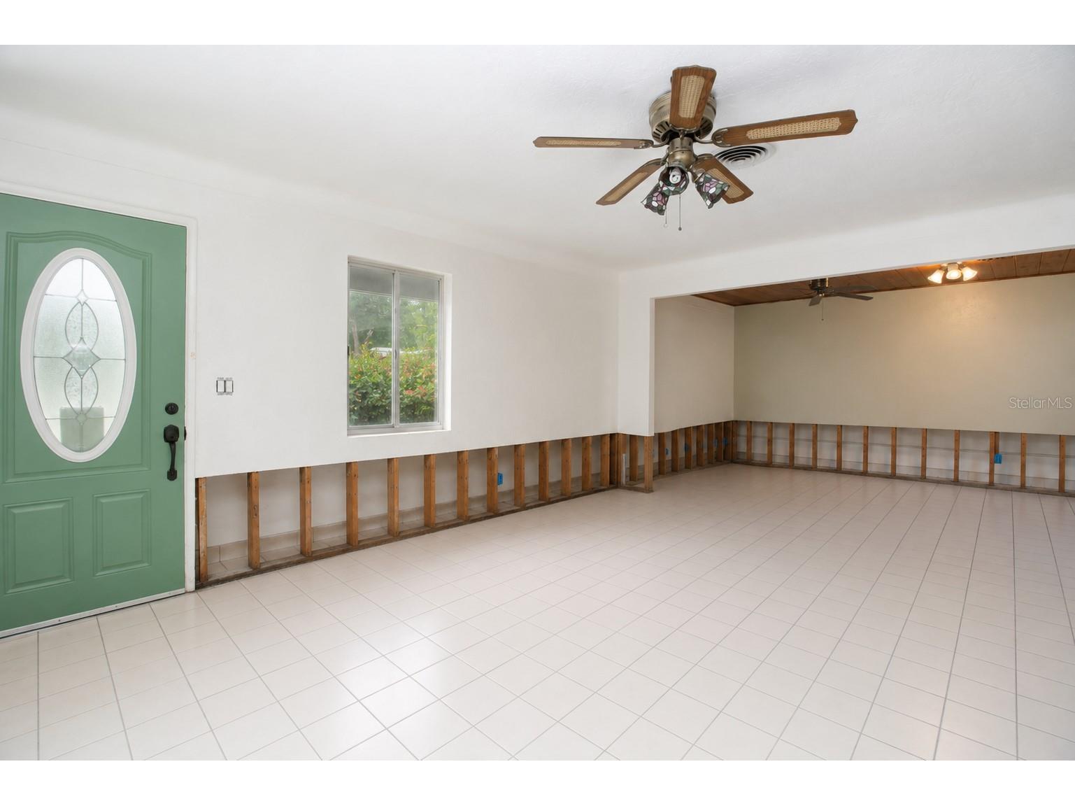 525 Hampton Avenue NE Saint Petersburg FL 33703 TB8525645 image4
