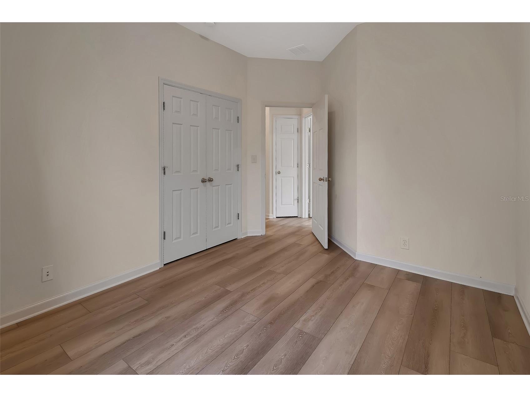 525 Heron Point Way Deland FL 32724 NS1088067 image17