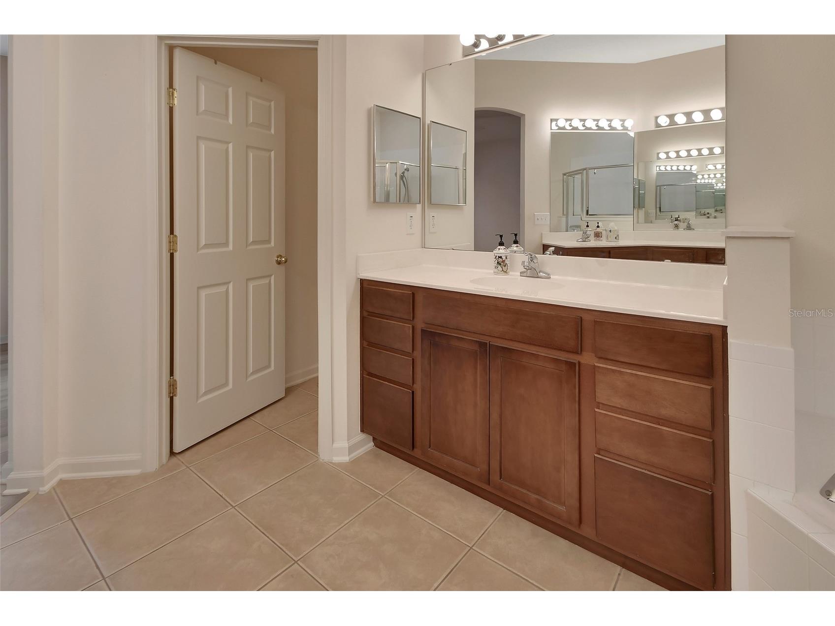 525 Heron Point Way Deland FL 32724 NS1088067 image28