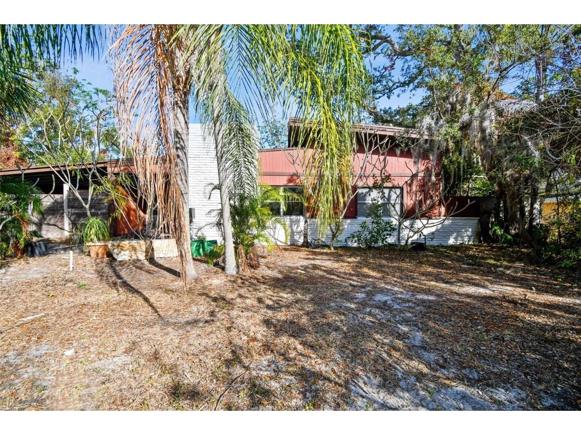 525 Jasmine Way S Saint Petersburg FL 33705 TB8331014 image1