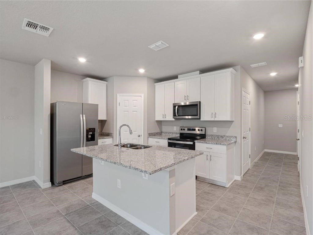 525 Legacy Loop Davenport FL 33896 O6100785 image1