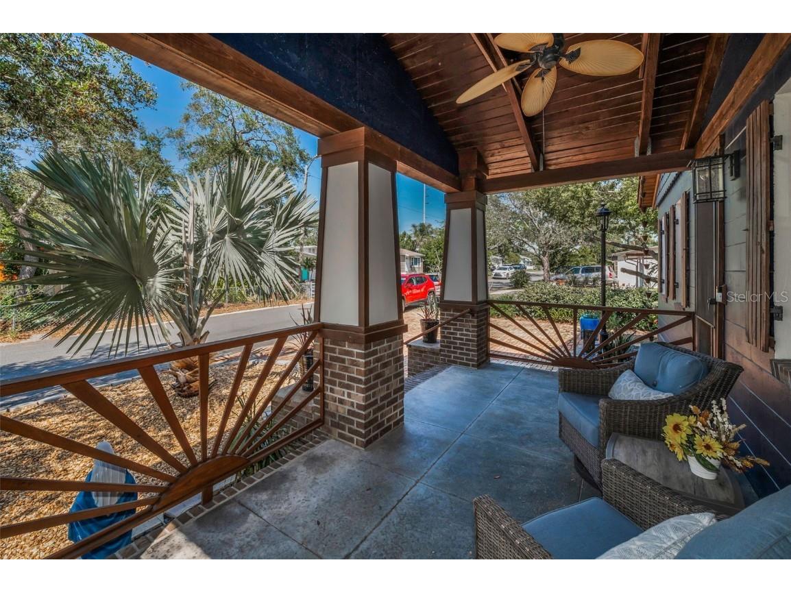 525 Lexington Street Dunedin FL 34698 TB8437868 image2