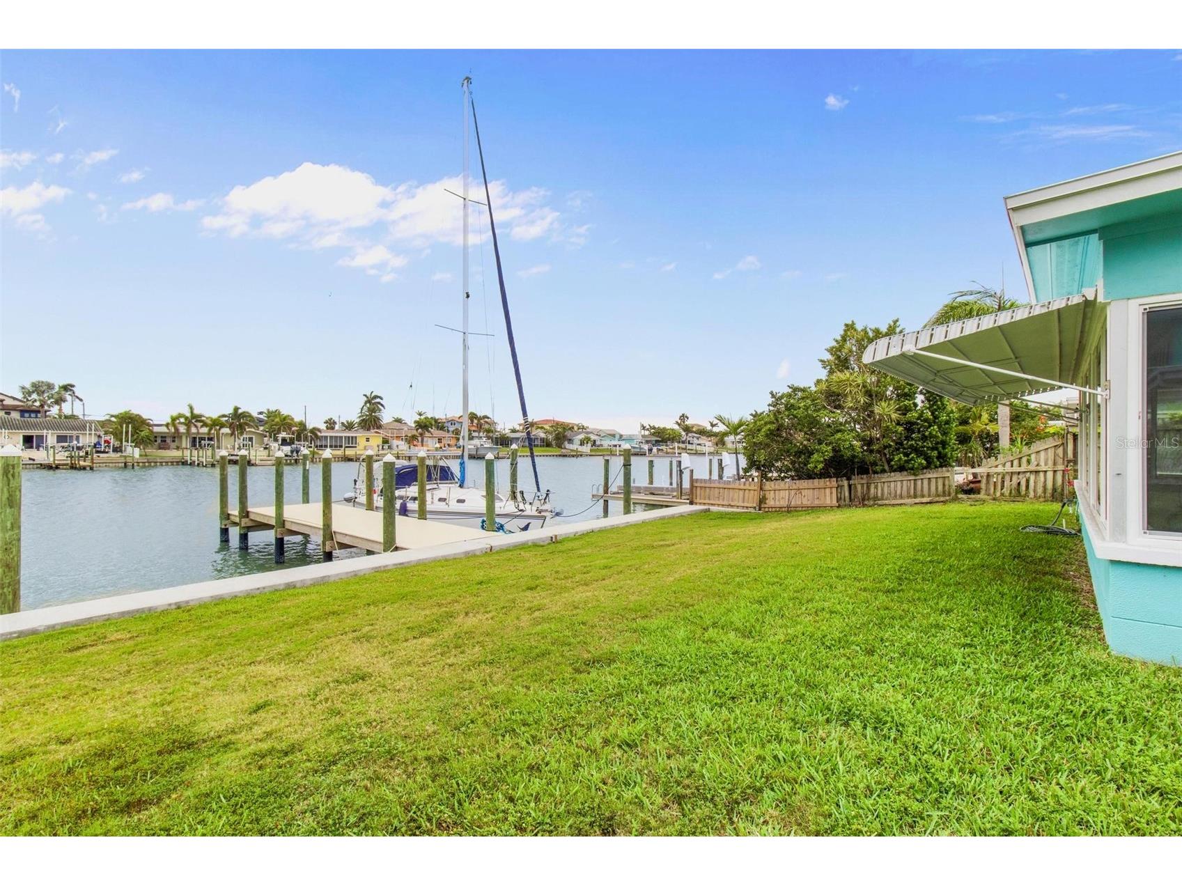 525 Lillian Drive Madeira Beach FL 33708 TB8376063 image3