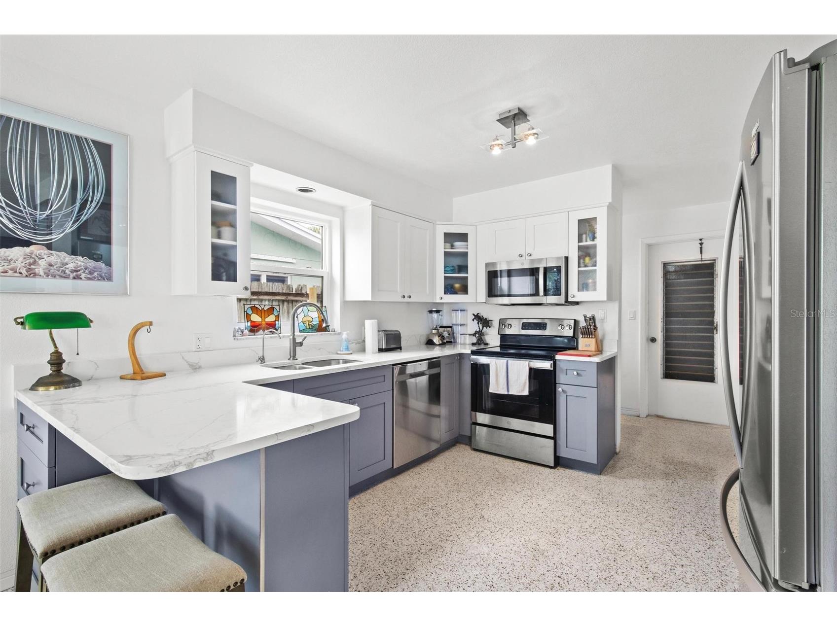 525 Lillian Drive Madeira Beach FL 33708 TB8376063 image4