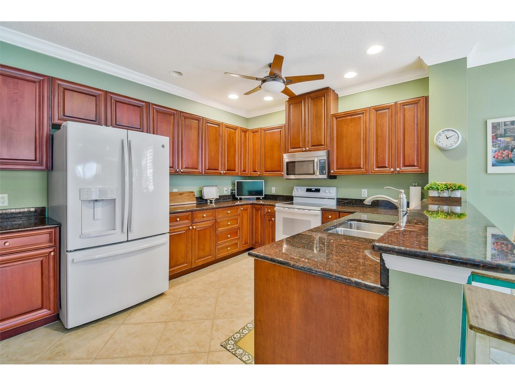 525 Mandalay Avenue #11 Clearwater Beach FL 33767 TB8471058 image11