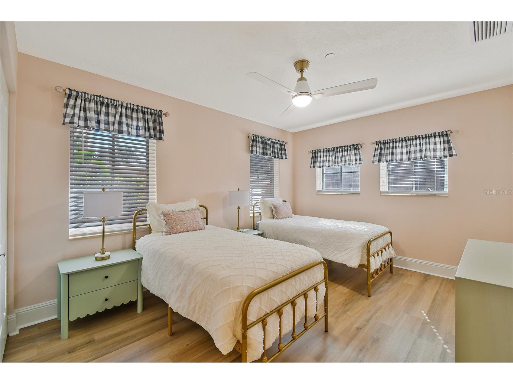 525 Mandalay Avenue #11 Clearwater Beach FL 33767 TB8471058 image20