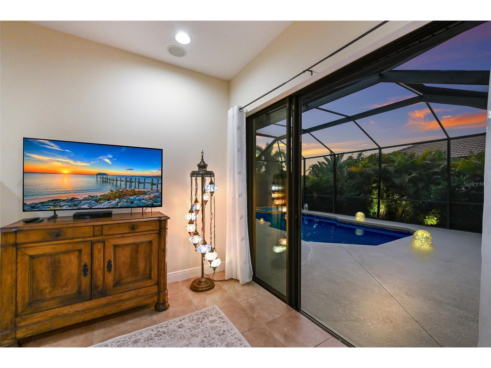 525 Mast Drive Bradenton FL 34208 A4671750 image10