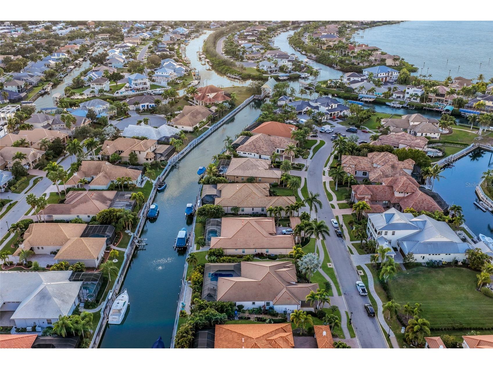 525 Mast Drive Bradenton FL 34208 A4671750 image3