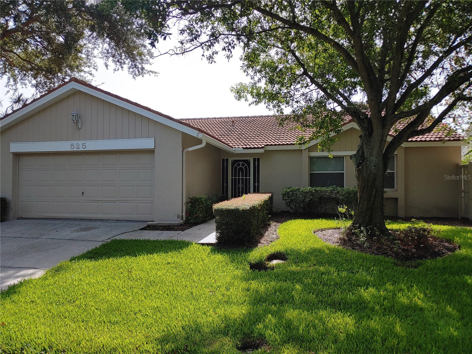 525 Moreno Circle NE Saint Petersburg FL 33703 TB8495078 image1