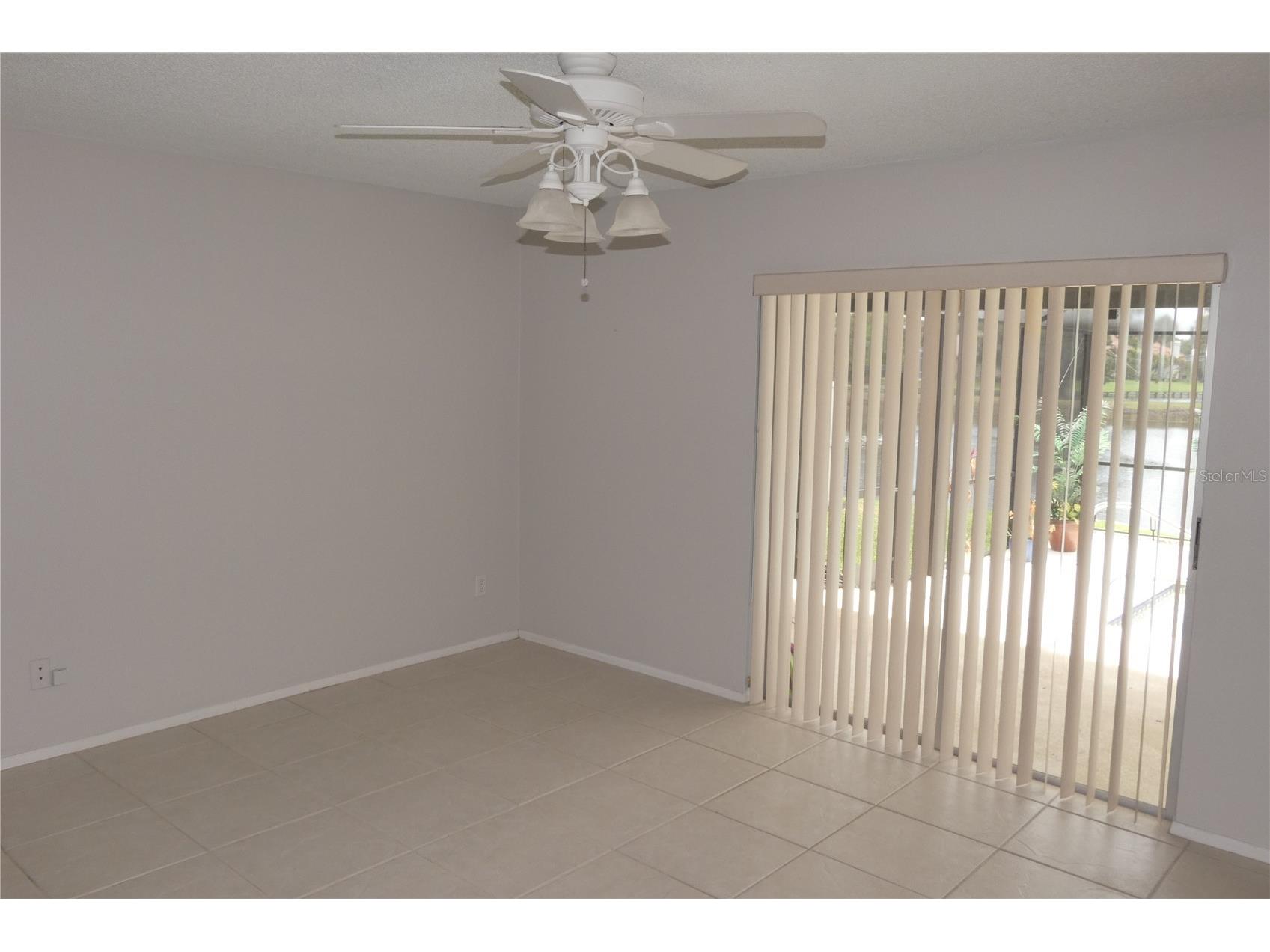 525 Moreno Circle NE Saint Petersburg FL 33703 TB8495078 image11