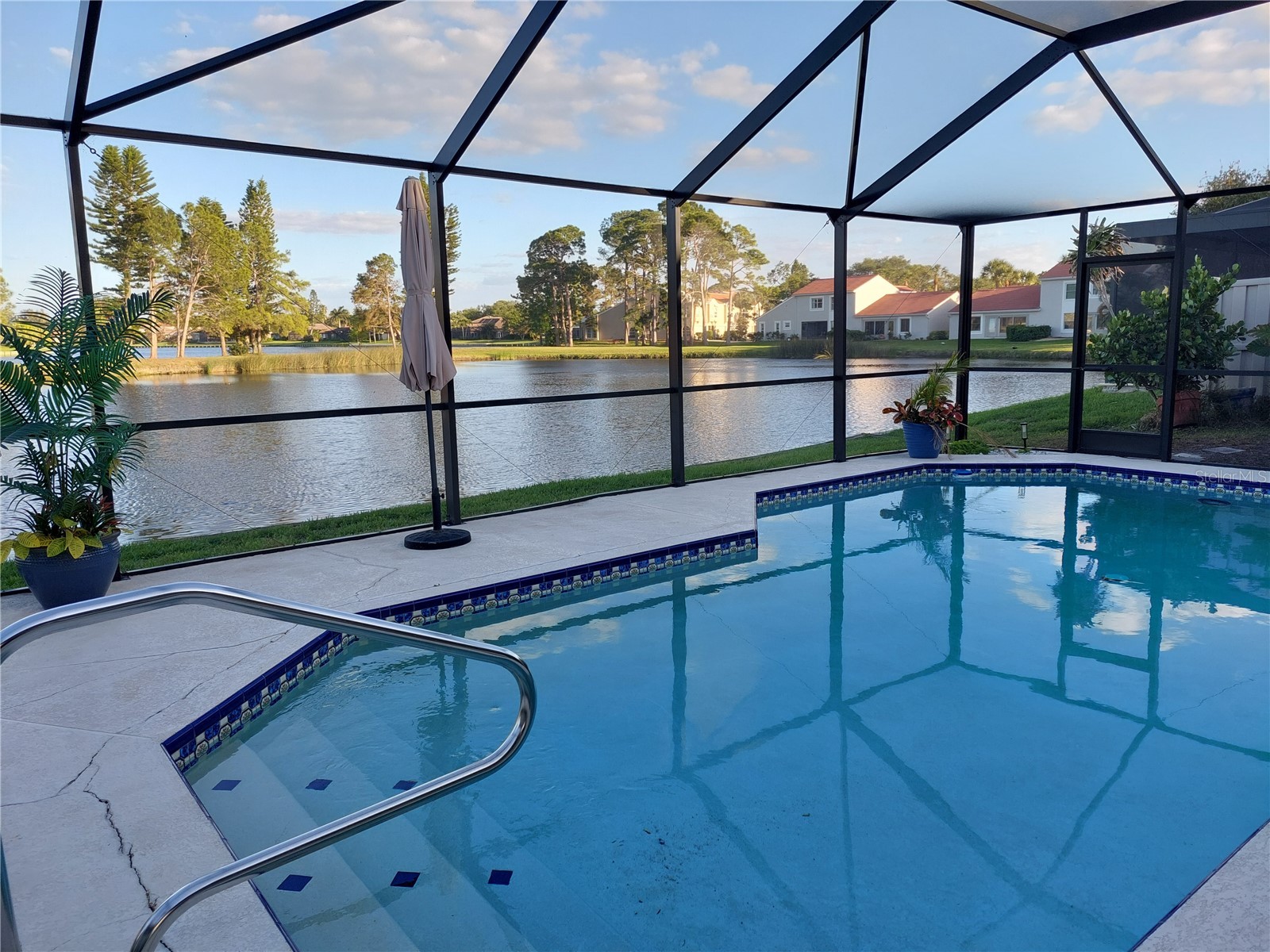 525 Moreno Circle NE Saint Petersburg FL 33703 TB8495078 image3