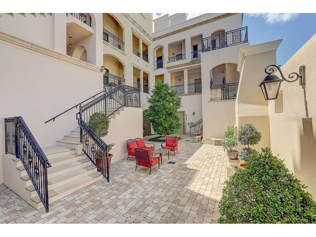 525 N Orange Avenue #202 Sarasota FL 34236 A4652931 image3