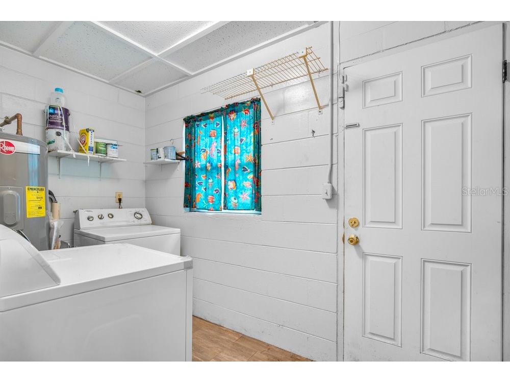 525 S Dexter Avenue Deland FL 32720 V4946149 image17