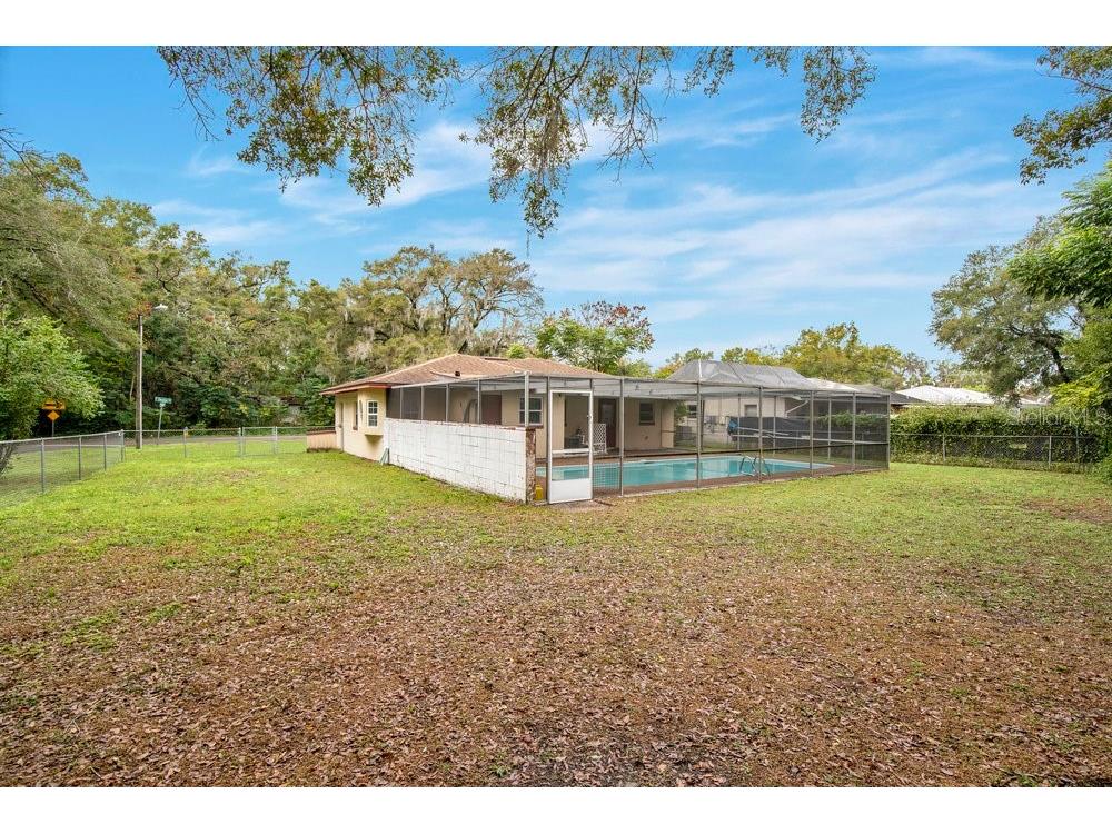 525 S Dexter Avenue Deland FL 32720 V4946149 image21