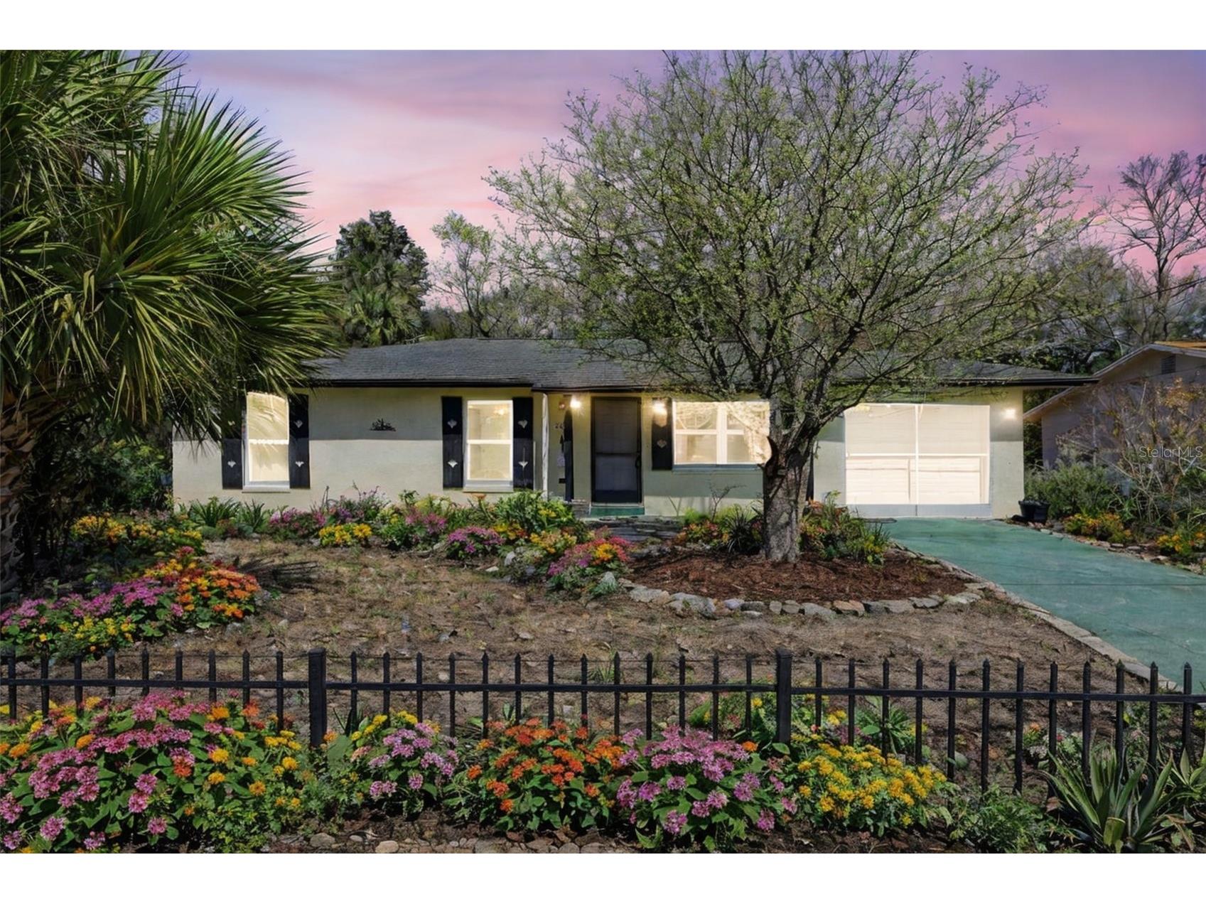 525 Sandy Pines Drive Orange City FL 32763 V4947685 image1