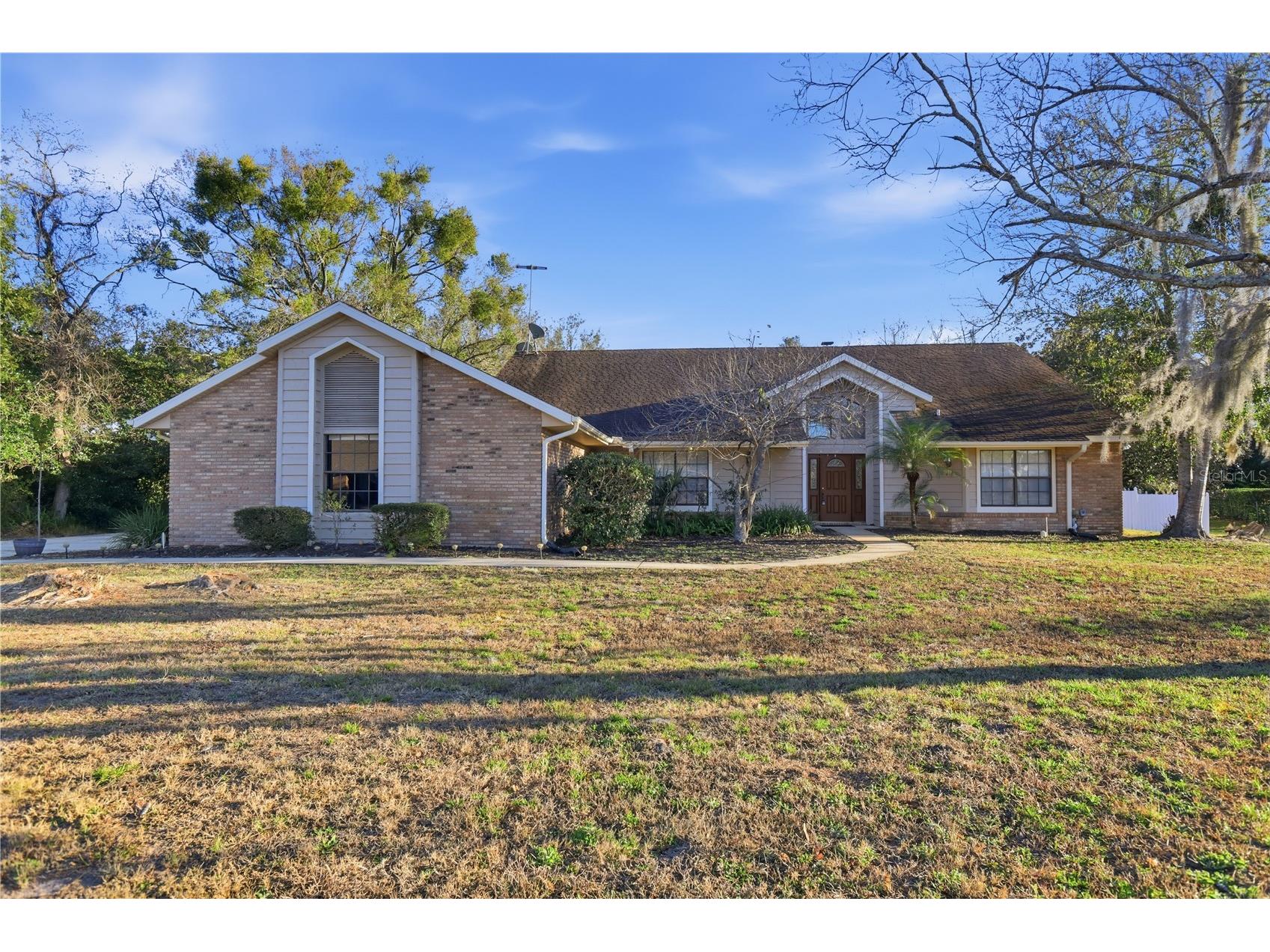 525 Summerhaven Drive Debary FL 32713 V4946468 image1