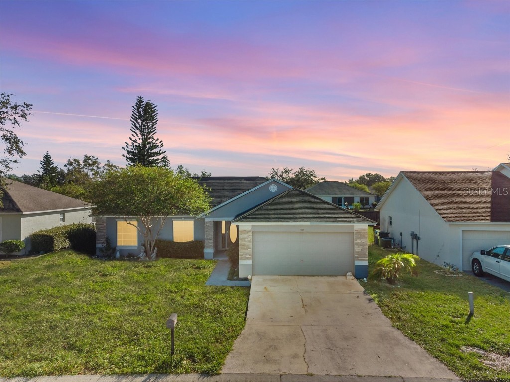 525 Terranova Circle Winter Haven FL 33884 P4932586 image1