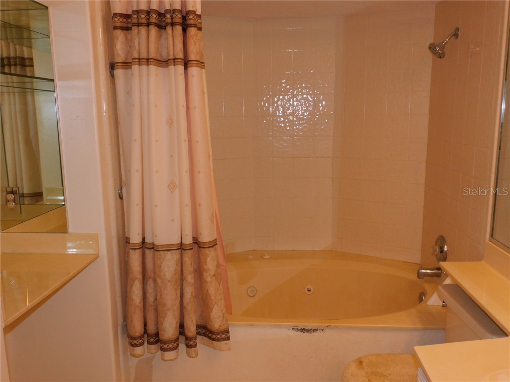 525 Via Verona Lane #104 Altamonte Springs FL 32714 O6369091 image27