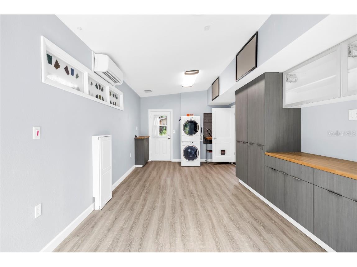 525 Villagrande Avenue S Saint Petersburg FL 33707 TB8428239 image35