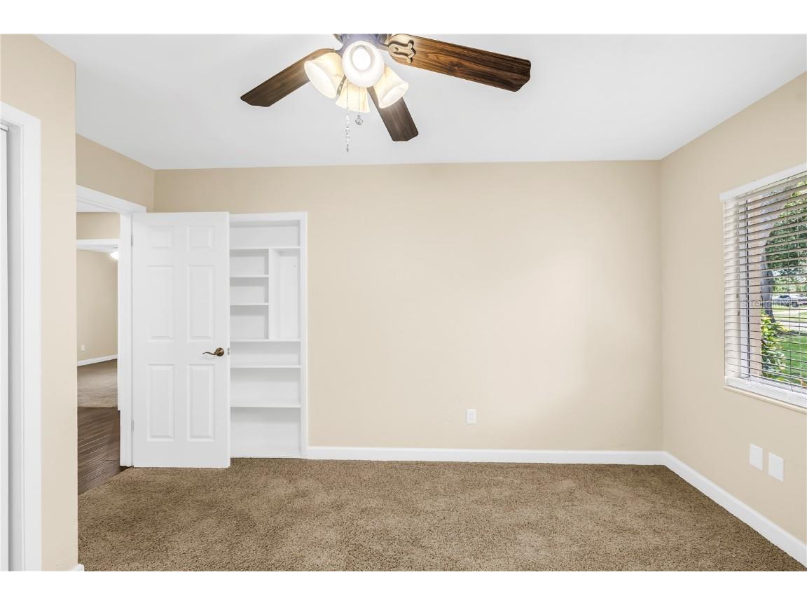 525 Villagrande Avenue S Saint Petersburg FL 33707 TB8428239 image40