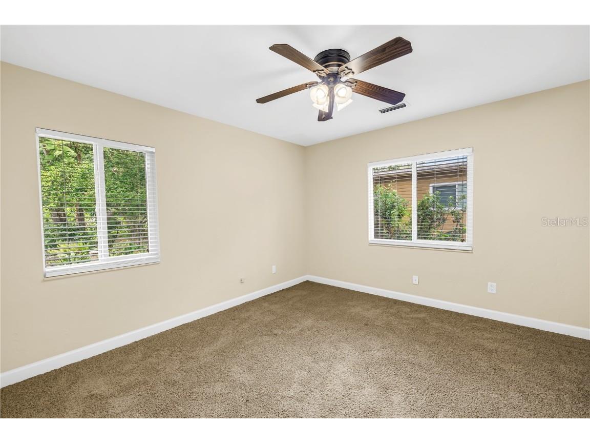 525 Villagrande Avenue S Saint Petersburg FL 33707 TB8428239 image43