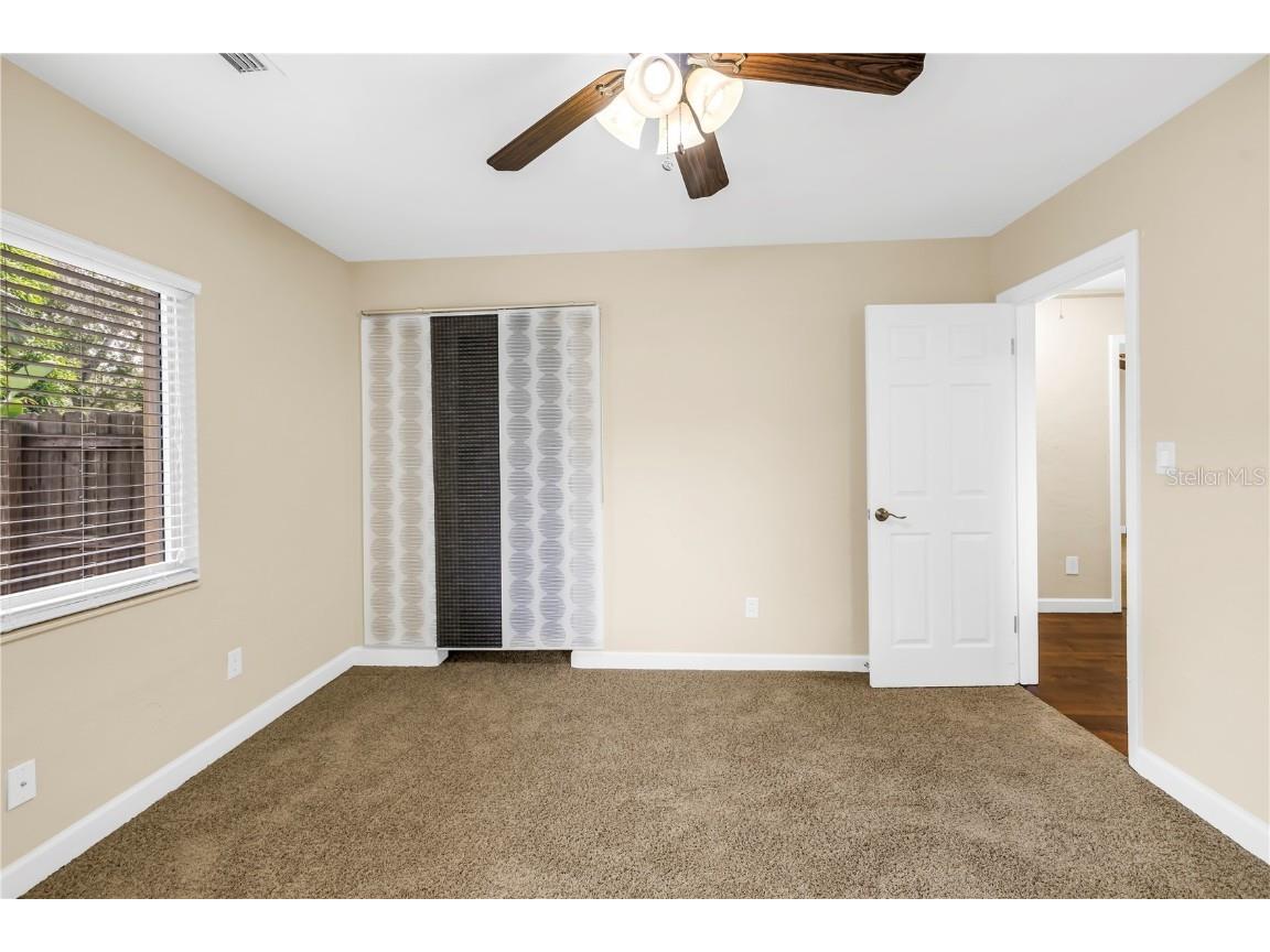 525 Villagrande Avenue S Saint Petersburg FL 33707 TB8428239 image46