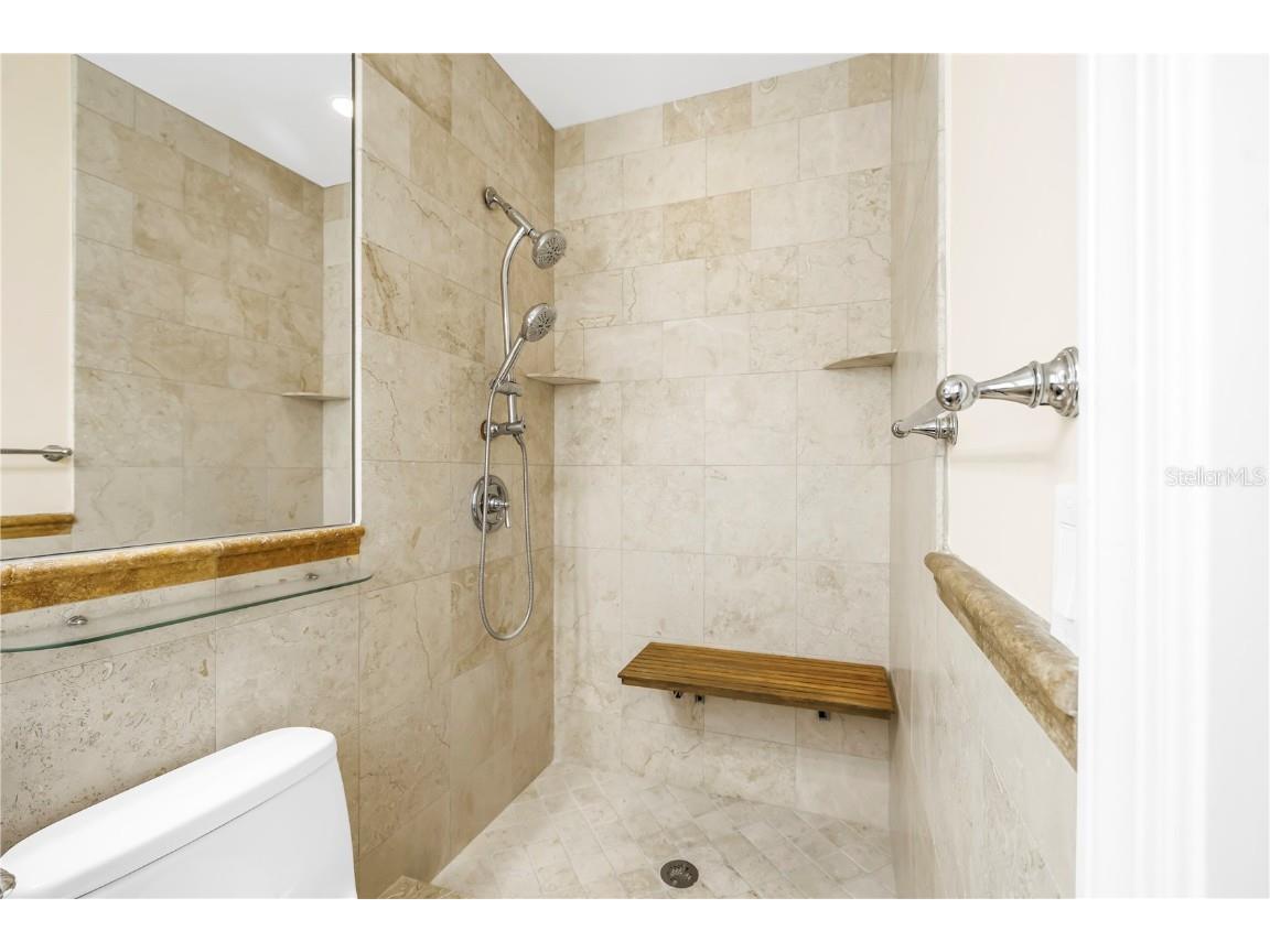 525 Villagrande Avenue S Saint Petersburg FL 33707 TB8428239 image55