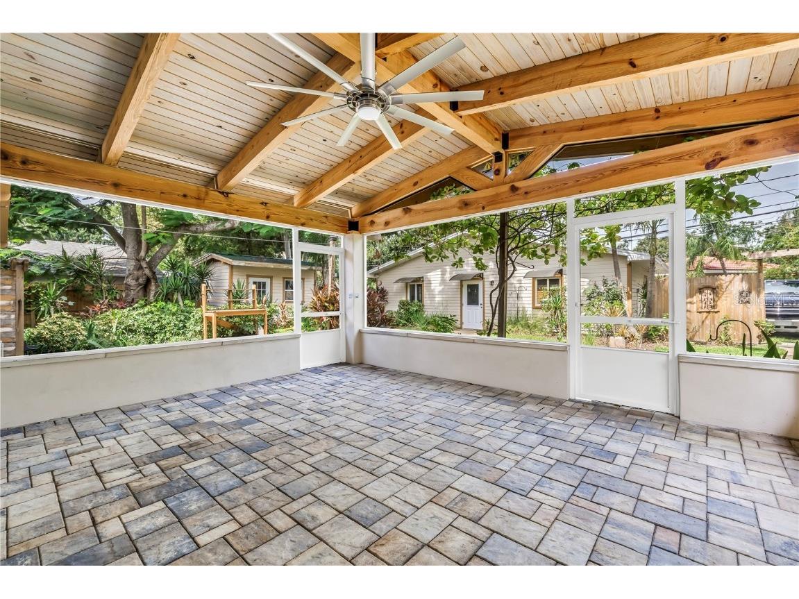 525 Villagrande Avenue S Saint Petersburg FL 33707 TB8428239 image58