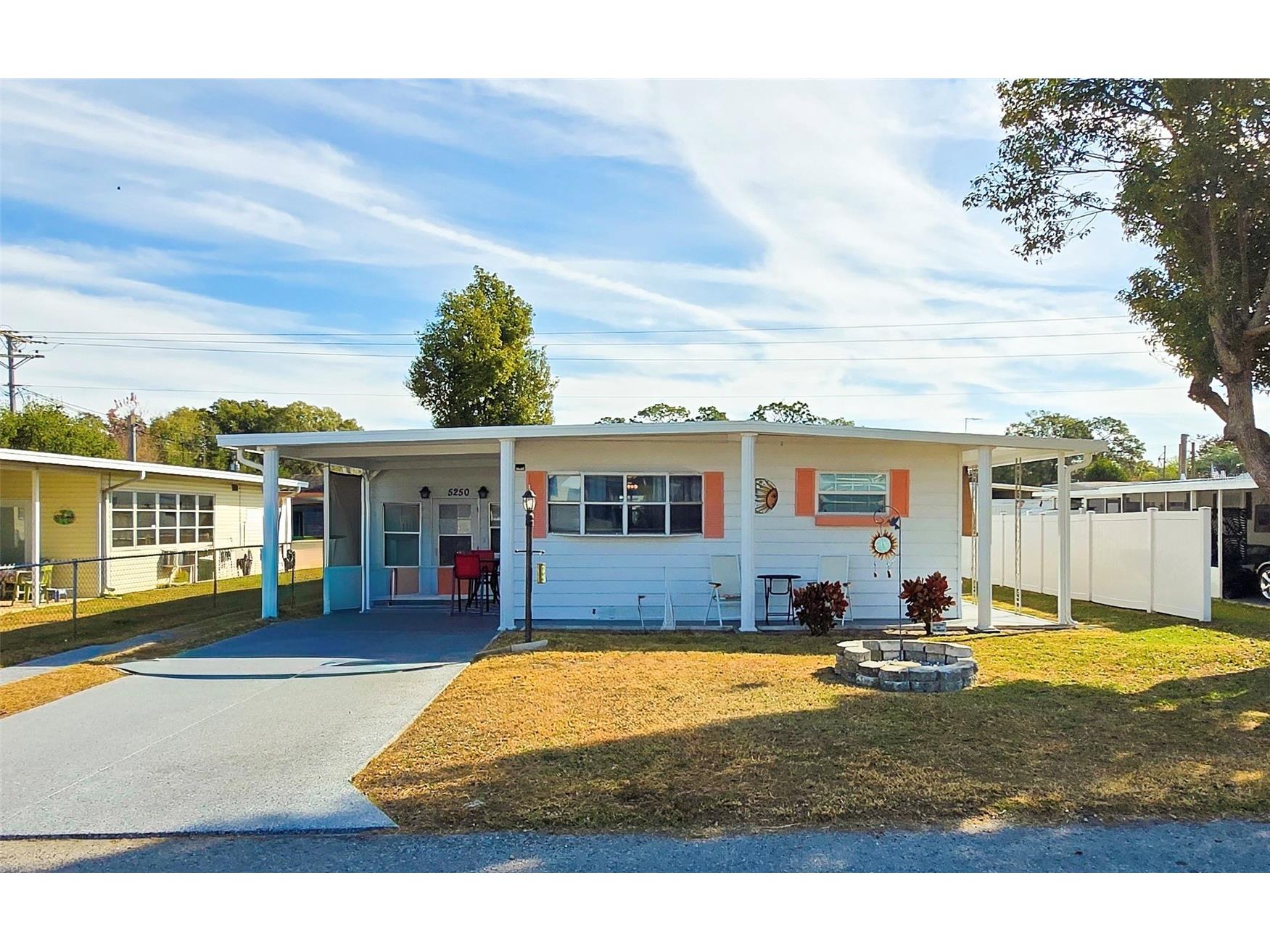 5250 Betmar Drive Zephyrhills FL 33542 TB8460644 image1