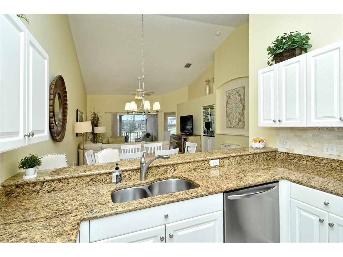 5250 Hyland Hills Avenue #1525 Sarasota FL 34241 A4668385 image23