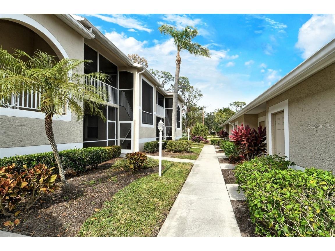 5250 Hyland Hills Avenue #1525 Sarasota FL 34241 A4668385 image3