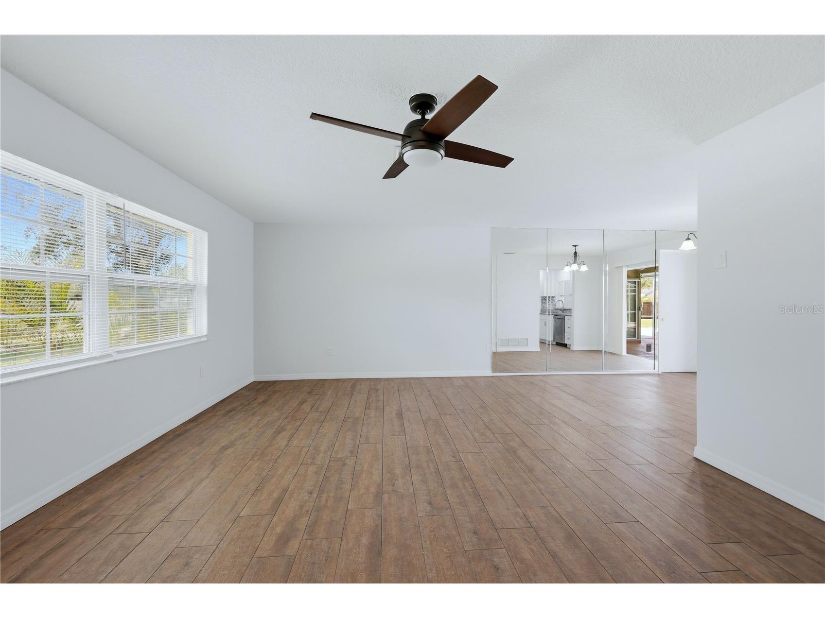 5251 Ashton Road Sarasota FL 34233 A4685402 image11