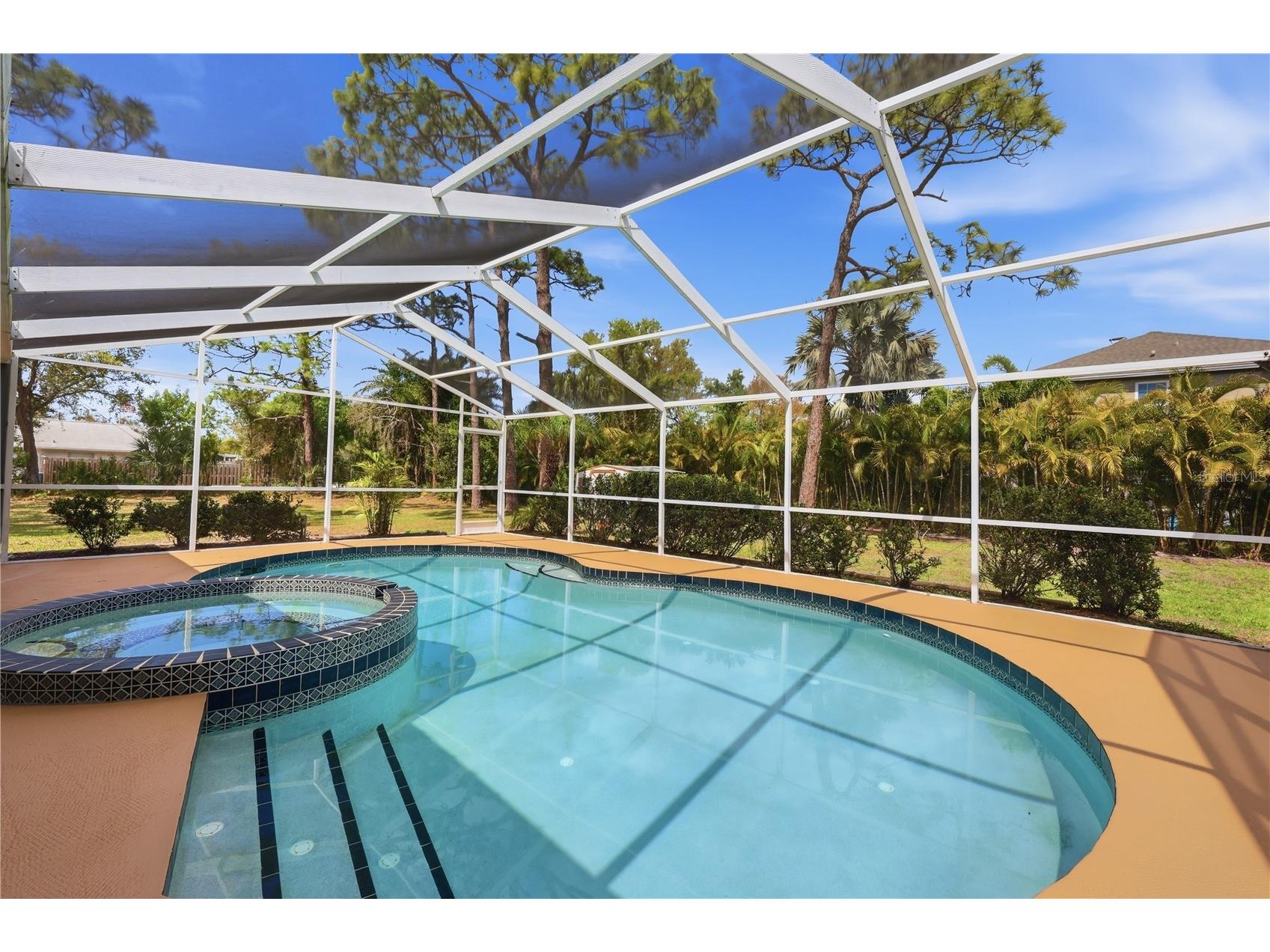 5251 Ashton Road Sarasota FL 34233 A4685402 image39