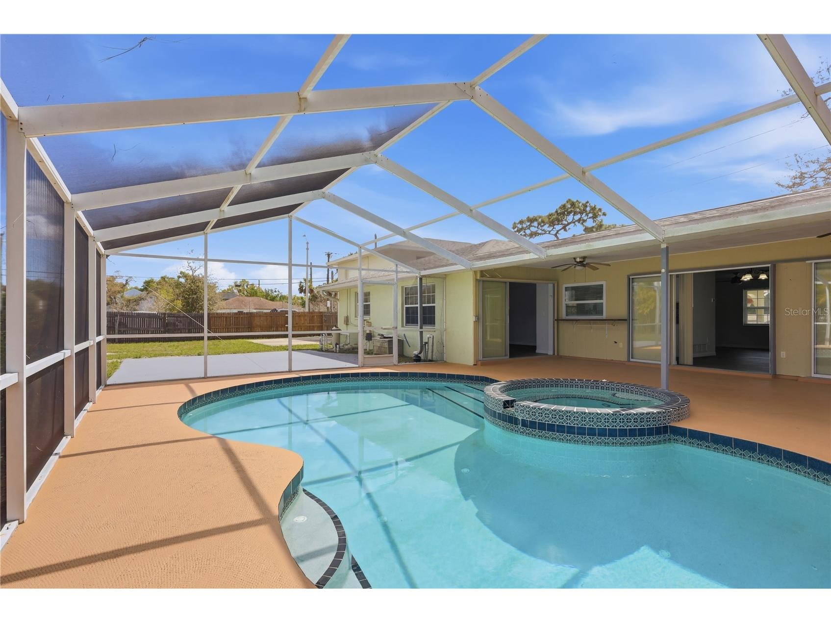 5251 Ashton Road Sarasota FL 34233 A4685402 image41