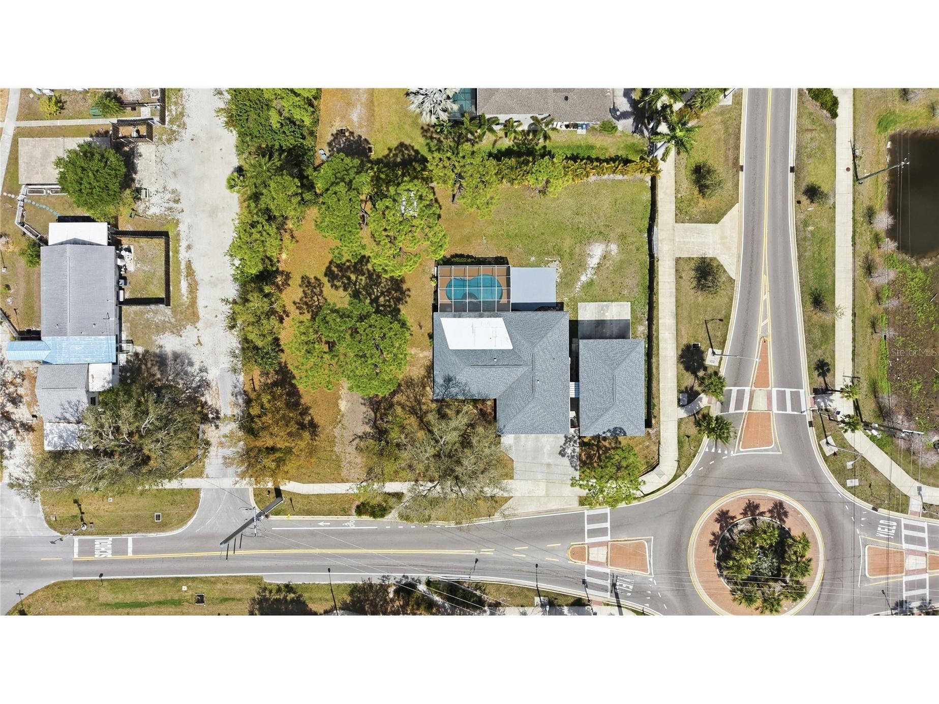 5251 Ashton Road Sarasota FL 34233 A4685402 image45