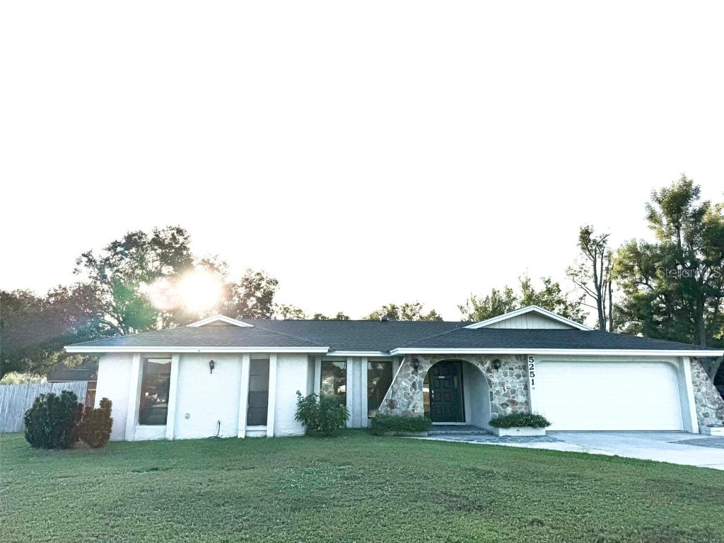 5251 Bunyan Street Sarasota FL 34232 A4667490 image1