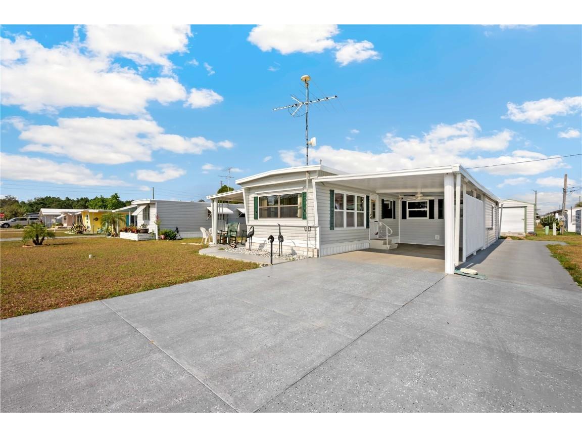 5251 Flint Street Zephyrhills FL 33542 TB8382768 image1