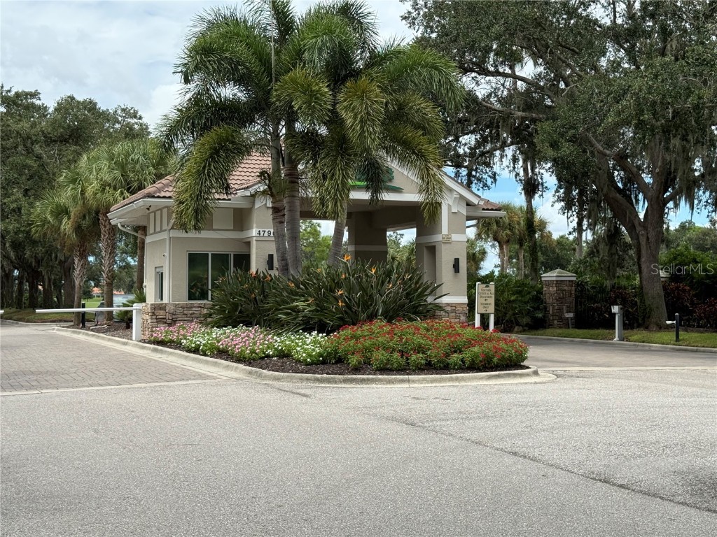 5251 Mahogany Run Avenue #524 Sarasota FL 34241 A4666063 image2