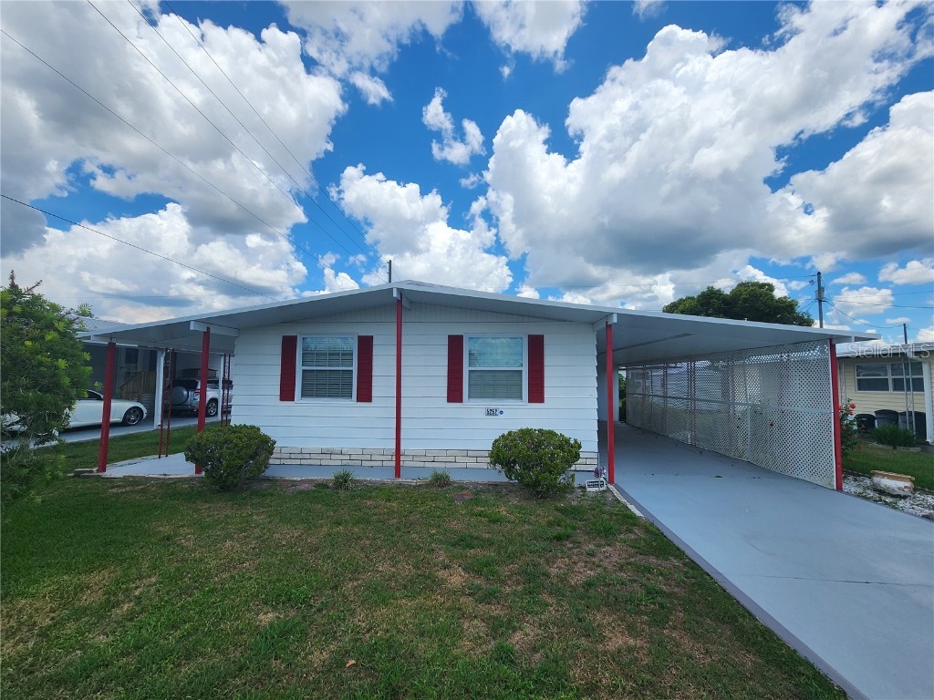 5252 Amanda Street Zephyrhills FL 33542 T3514007 image1