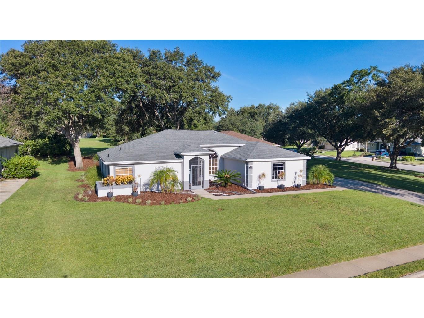 5252 Grove Manor Lady Lake FL 32159 R4909778 image2