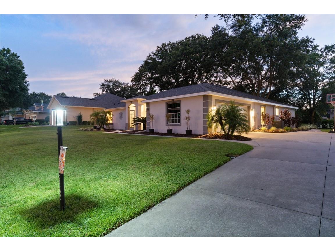 5252 Grove Manor Lady Lake FL 32159 R4909778 image4