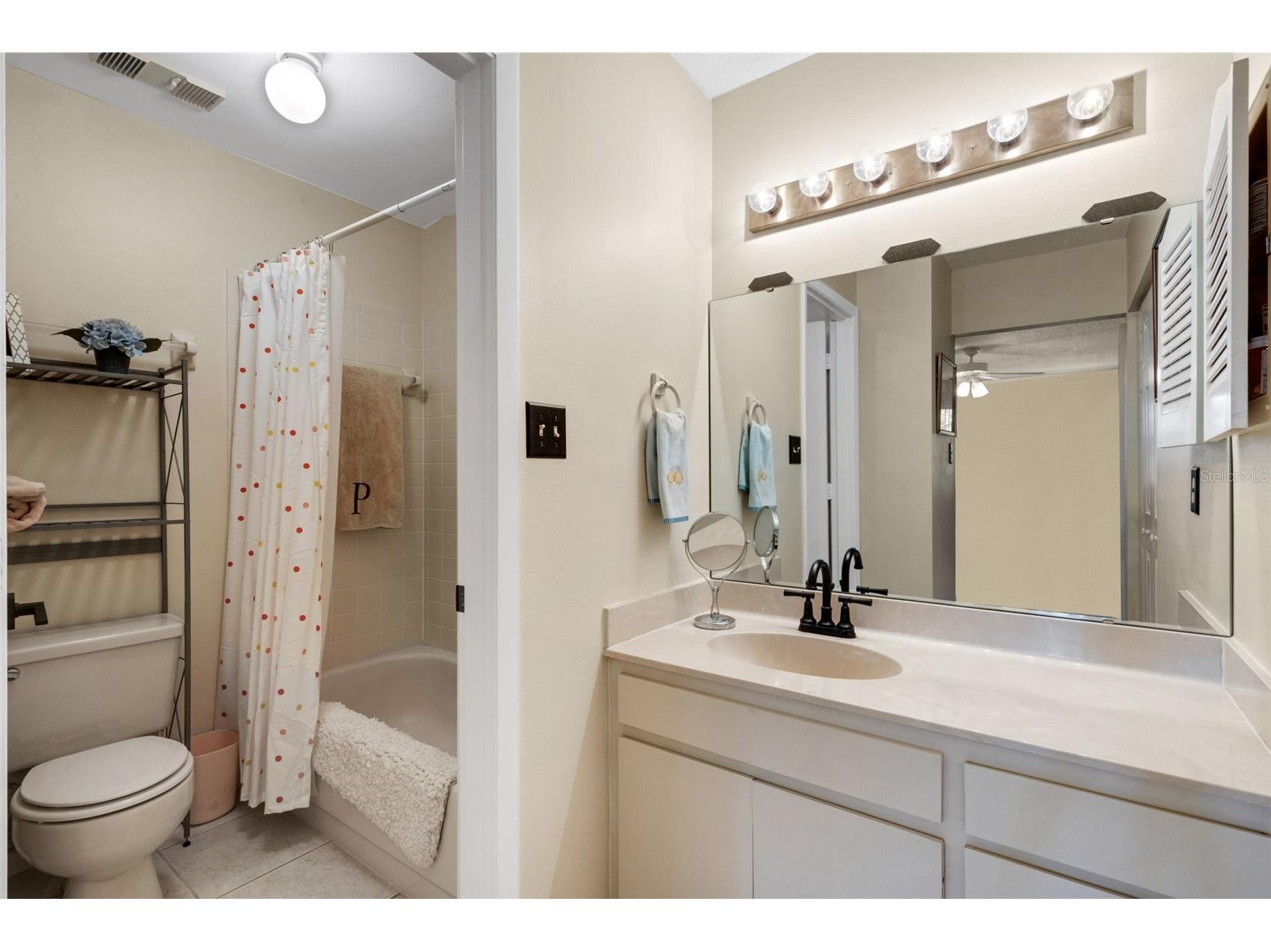 5252 Lake Village Drive # 54 Sarasota FL 34235 A4690508 image41