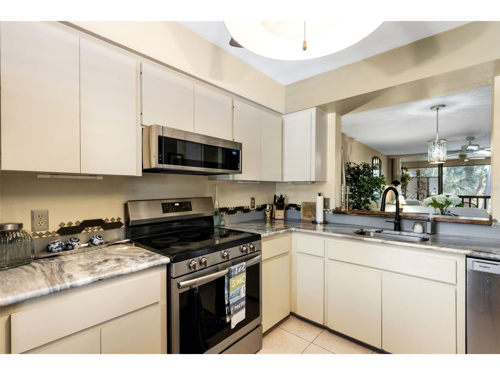 5252 Lake Village Drive # 54 Sarasota FL 34235 A4690508 image9